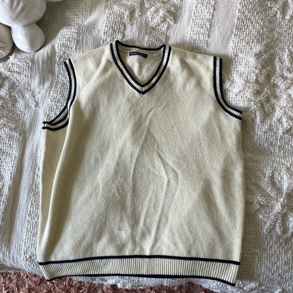 BRANDY MELVILLE BLUE TRIMMED COLLAR VEST - Picture 1 of 1